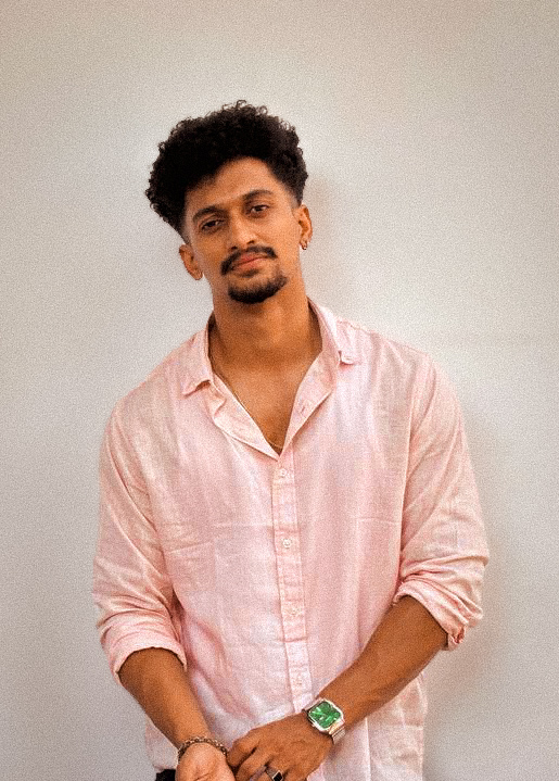 Abhinou portrait
